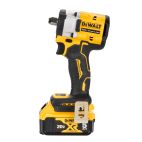 DEWALT ATOMIC 20-Volt MAX Lithium-Ion Cordless Brushless 1/2 in. Impact Wrench Kit with Hog Ring Anvil with (2) 5 Ah Batteries
